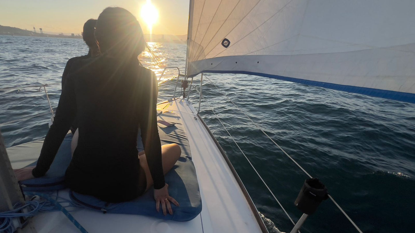 Yoga restaurativo con masaje en velero
