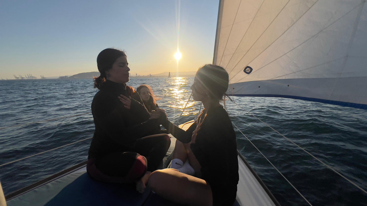 Yoga restaurativo con masaje en velero