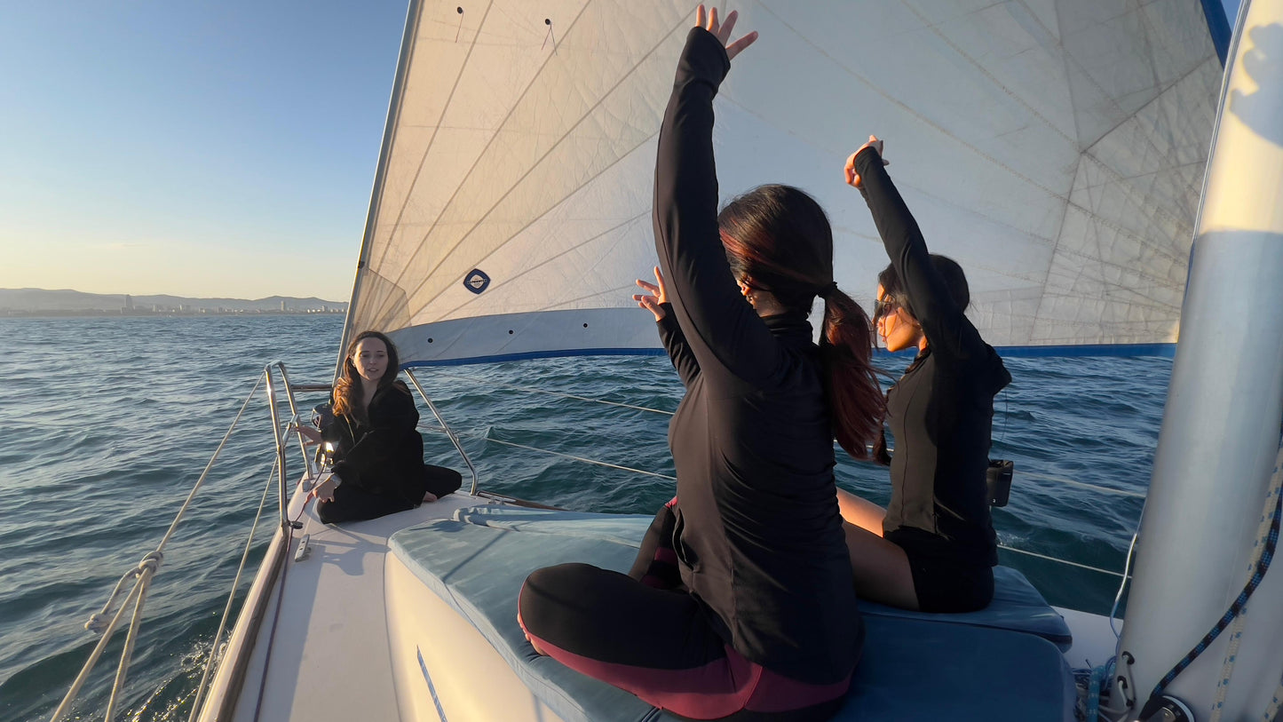 Yoga restaurativo con masaje en velero